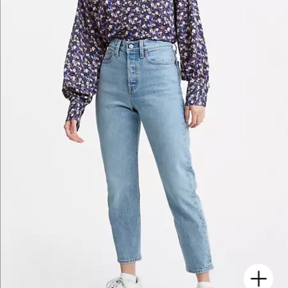 Levi’s wedgie fit straight ankle jeans
